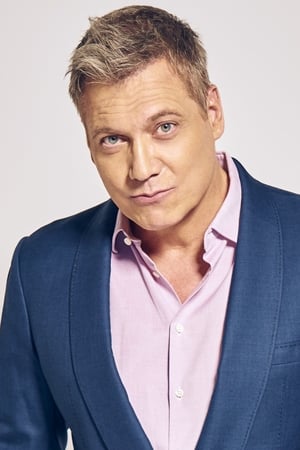 Holt McCallany